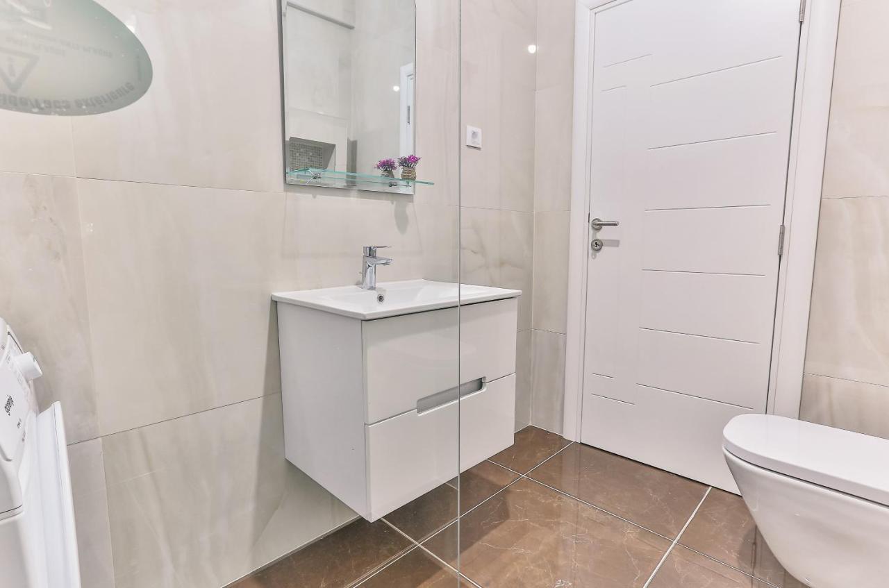 Luxury Korda Apartments 011 Budva Bagian luar foto