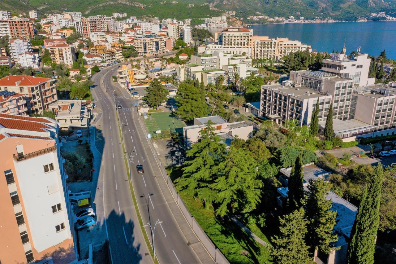 Luxury Korda Apartments 011 Budva Bagian luar foto